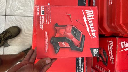 Milwaukee M12 Compact Inflator 2475-20