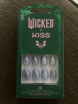 Wicked x kiss Nails 