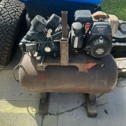 Dual Head High Quality Air Compressor W/5hp Honda Engine 