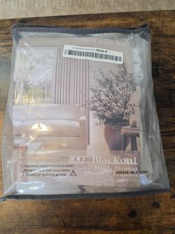 100% Blackout Pinch Pleated Linen Curtains