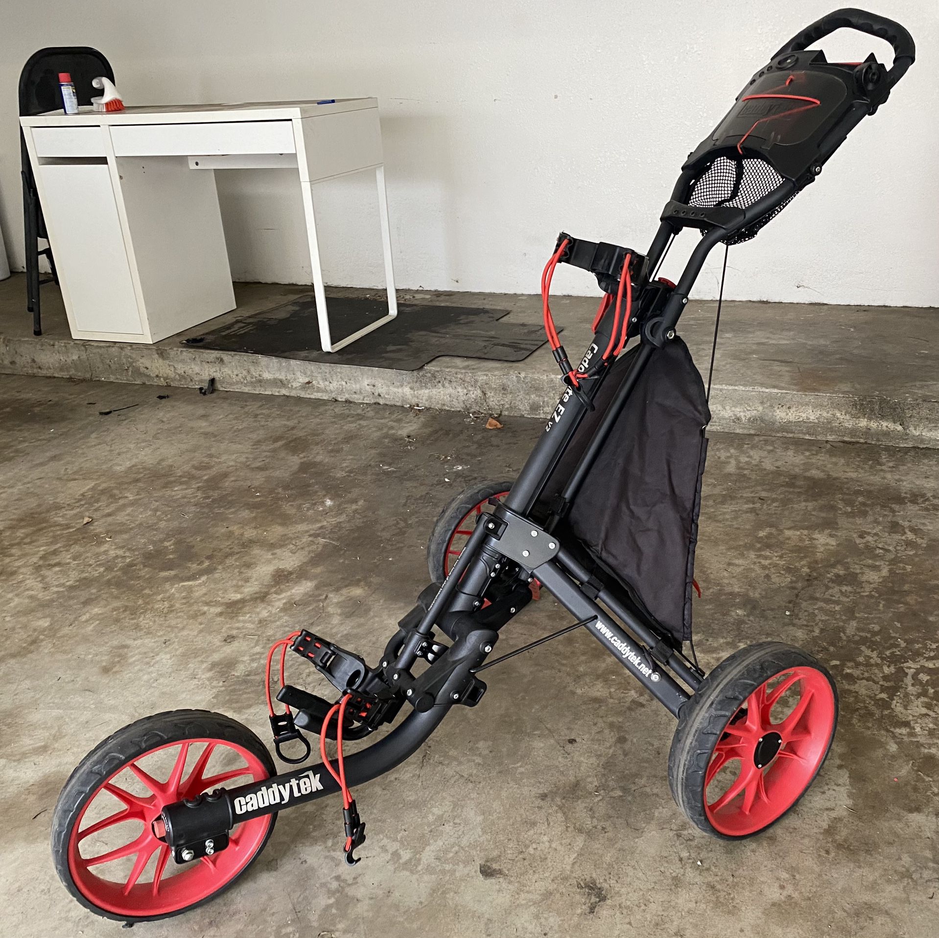 CaddyTek Golf Pushcart-