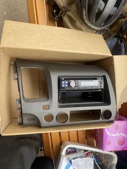 Alpine CDE-100 Radio With Civic Kit