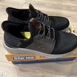 Skechers Men 9