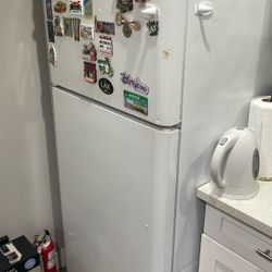 $99 Only -18.1 CF Kenmore 2dr-No Frost Ref