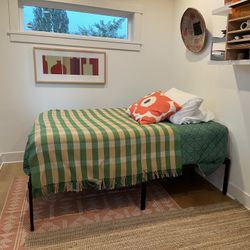 Full Size Sealy Mattress And Bed Frame