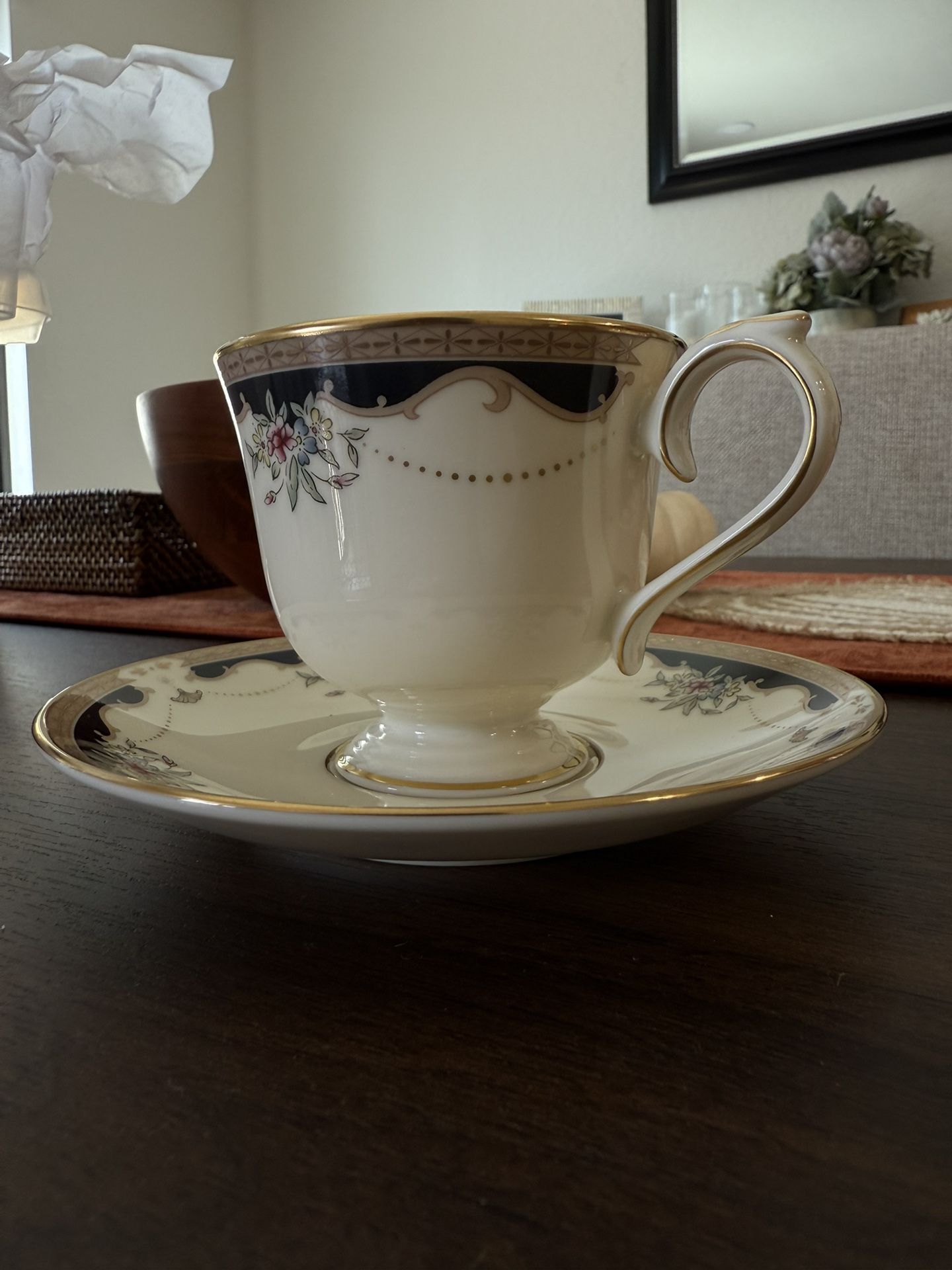Lennox Tea Set 8 PCS