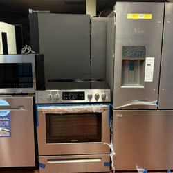Stainless Steel Appliances Package 