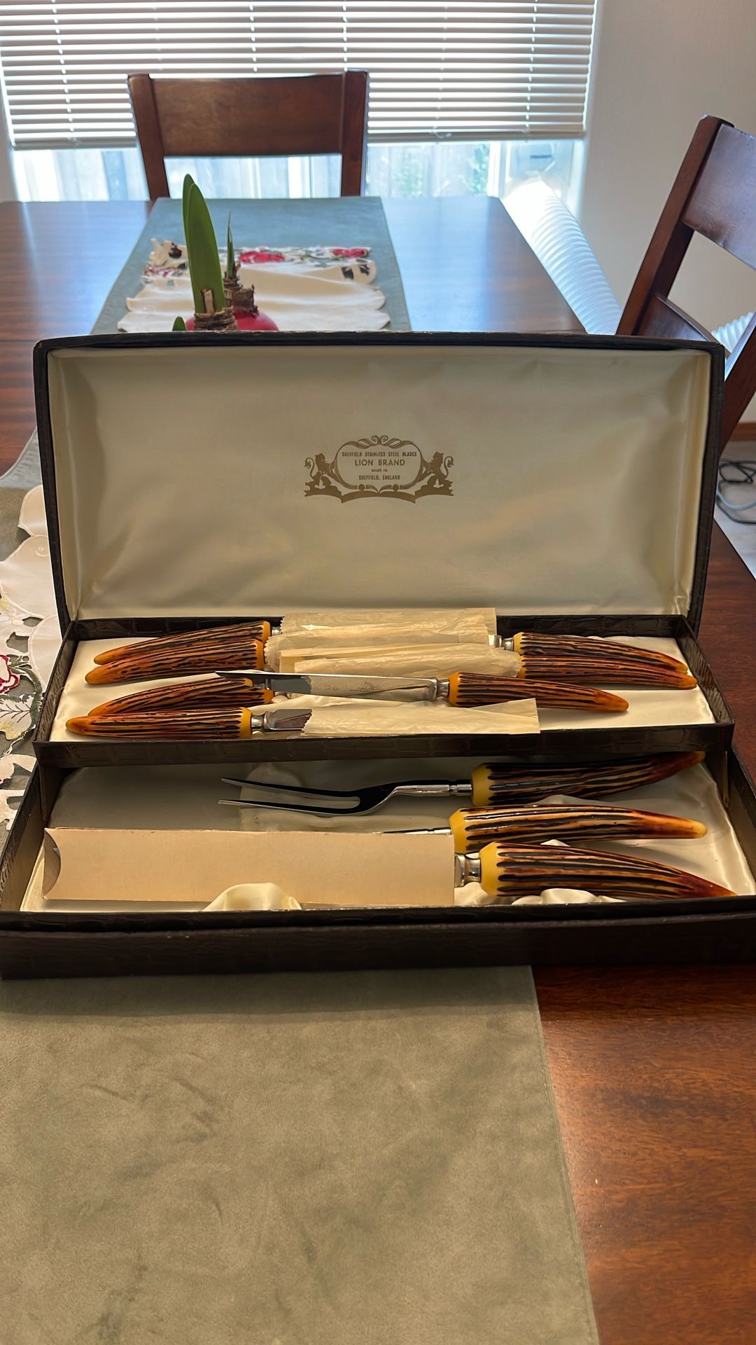 Knife… Vintage….