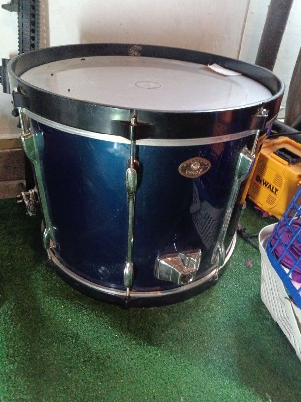 TAMA Drum Kit
