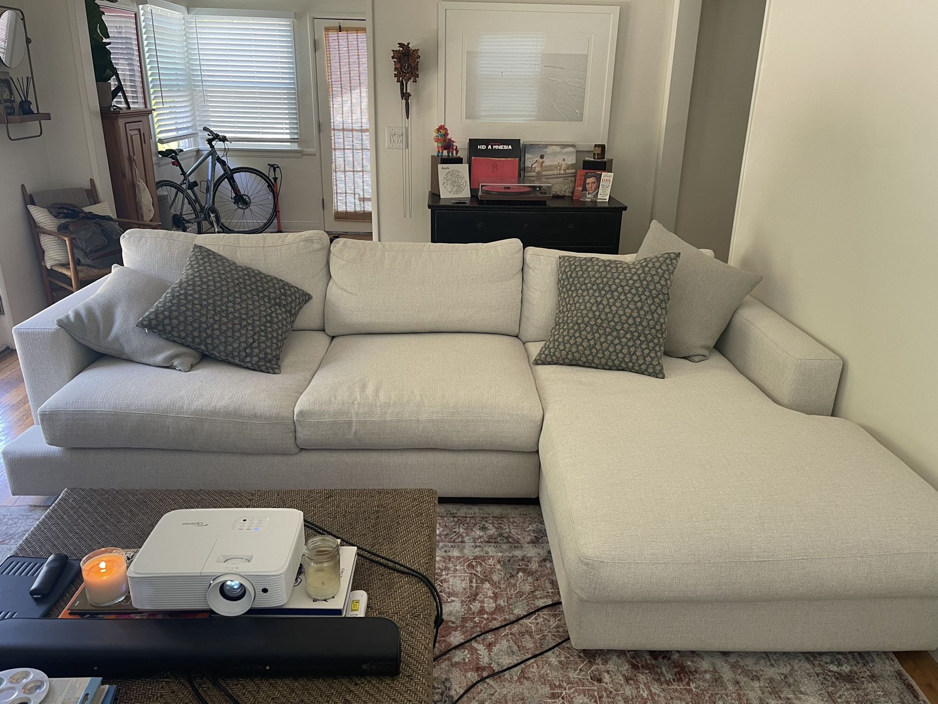 Pampa “Casablanca” Sectional - Almost New