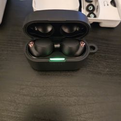 Sony Xm4 Earbuds With Case 
