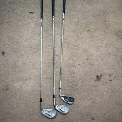 3 Golf Clubs 
