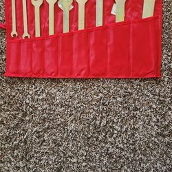  V8 9 piece Wrench Set