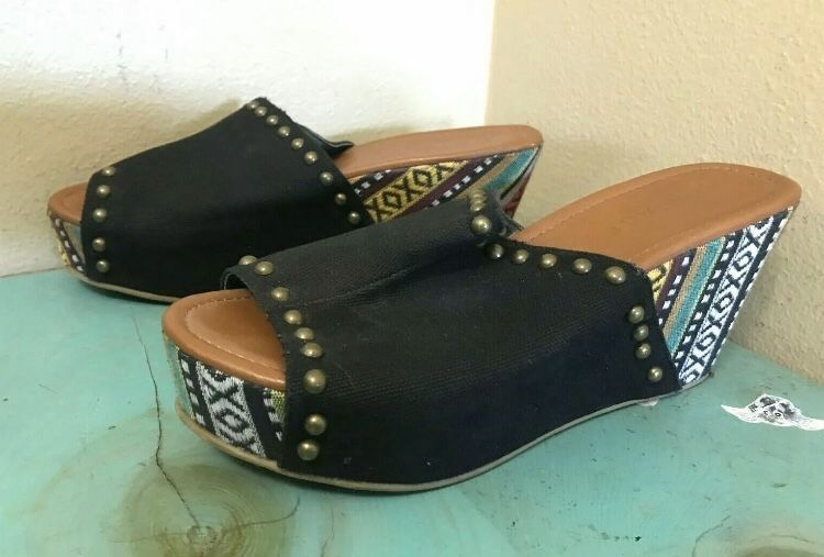 Rampage Quizzy Black Fabric Multicolor Riveted Platform Wedge Sandals Women's 8