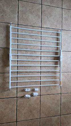 Baby Gate with door mount for Gate