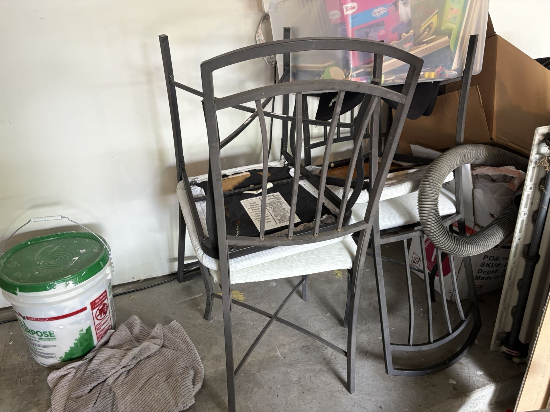 DINING ROOM CHAIRS (4)