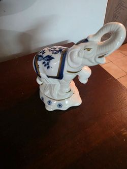 Ceramic/Porcelain Elephant