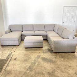Sectional Couch 