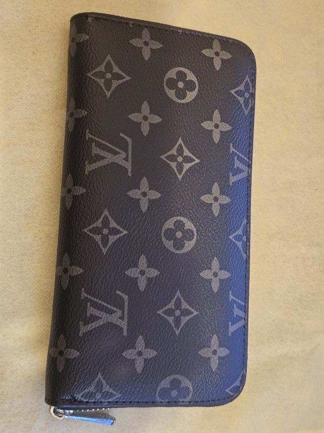 Louis Vuitton Zippy Wallet 