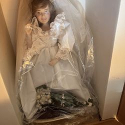 Princess Diana Bridal Doll
