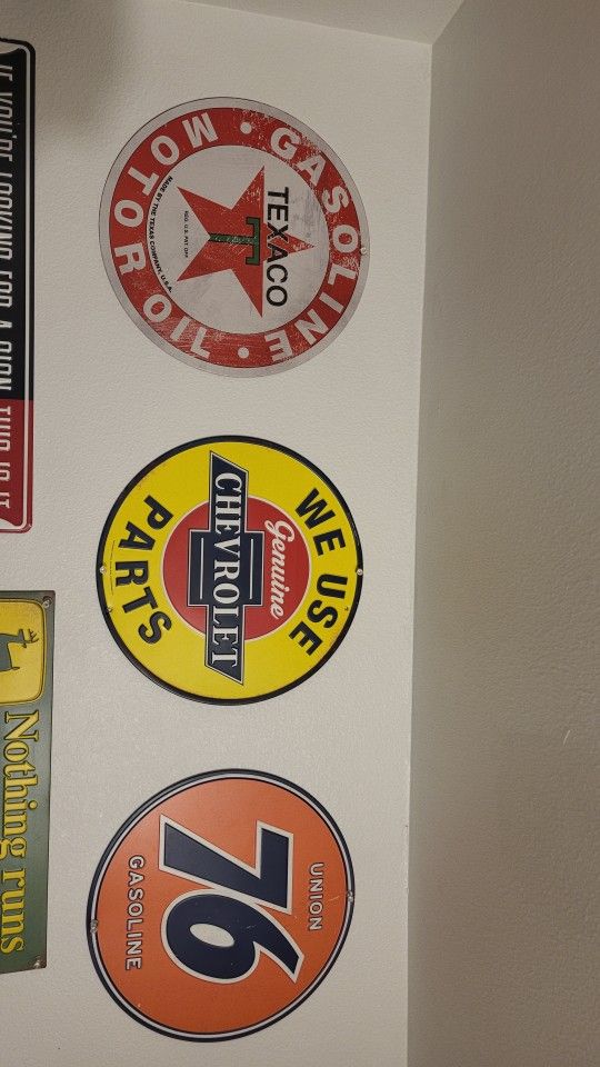 3 Garage Signs