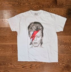 David Bowie Lightning Bolt Portrait Shirt White Men's XL NWOT 2024 Album Art