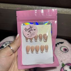 Nude White Silver Shimmer coffin medium Press-On Nails Set Full Cover Sparkle