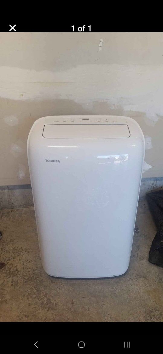 Portable AC Unit 8000 Btu TOSHIBA