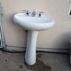 Pedestal Sink