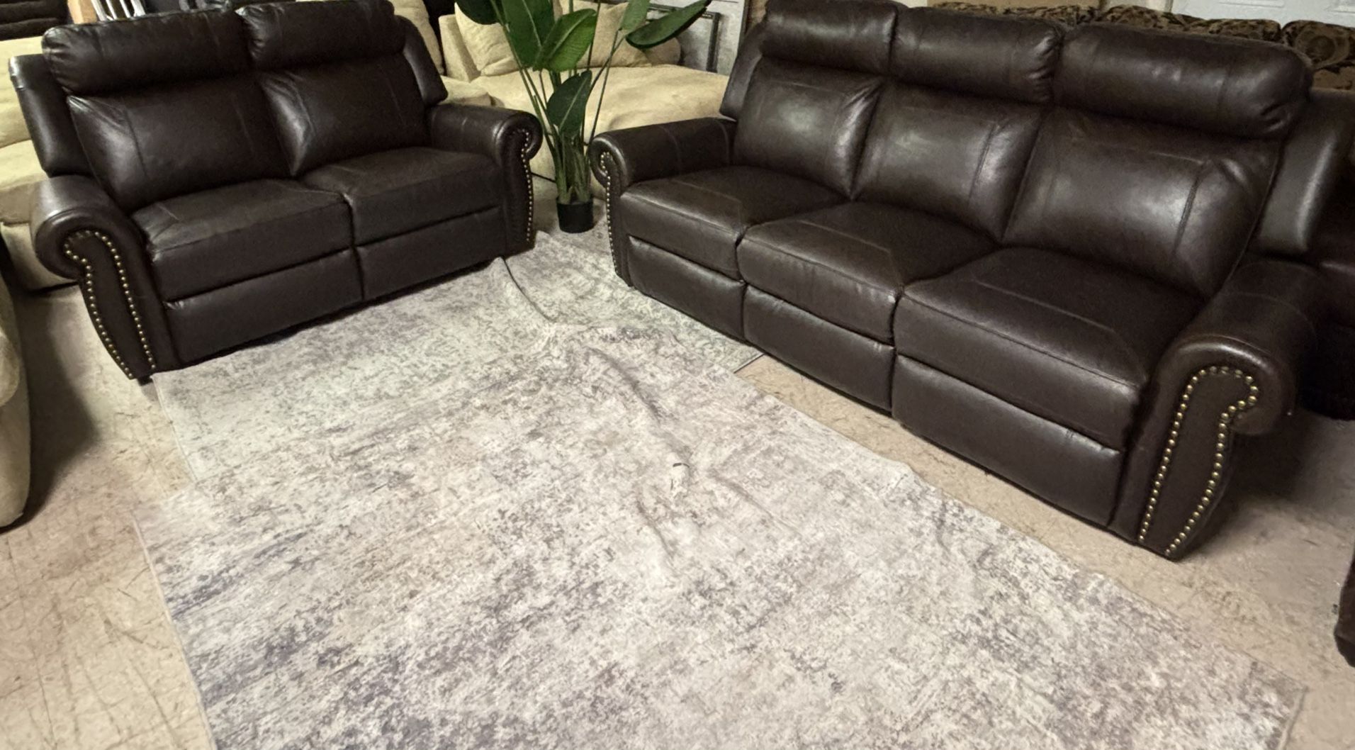 GENUINE LEATHER BROWN RECLINER COUCH SET BY ABBYSON , FREE DELIVERY π