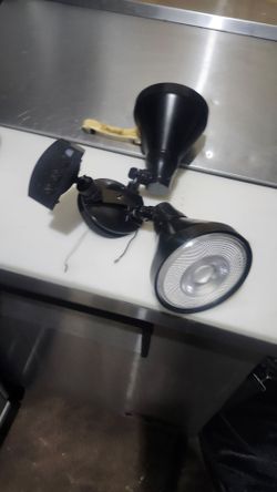 Title: Defiant Twin-Head Outdoor Motion Security Light - LED Bulbs Included (Works Perfectly)