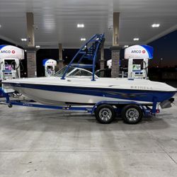 2003 Reinell 205