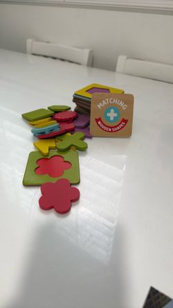 Wooden Shapes Matching Puzzle