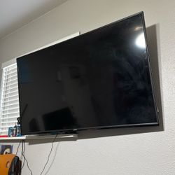 Vizio TV With Remote