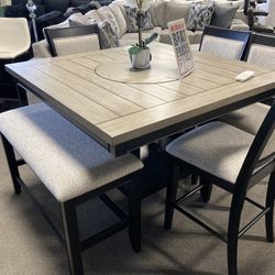 Lovely Dining Set! $999! Easy Financing! ⭐️✨🩷 