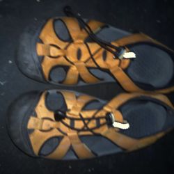 Keen”! Size 10 1/2