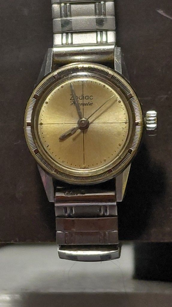 Vintage ZODIAC HERMETIC Ladies Wristwatch