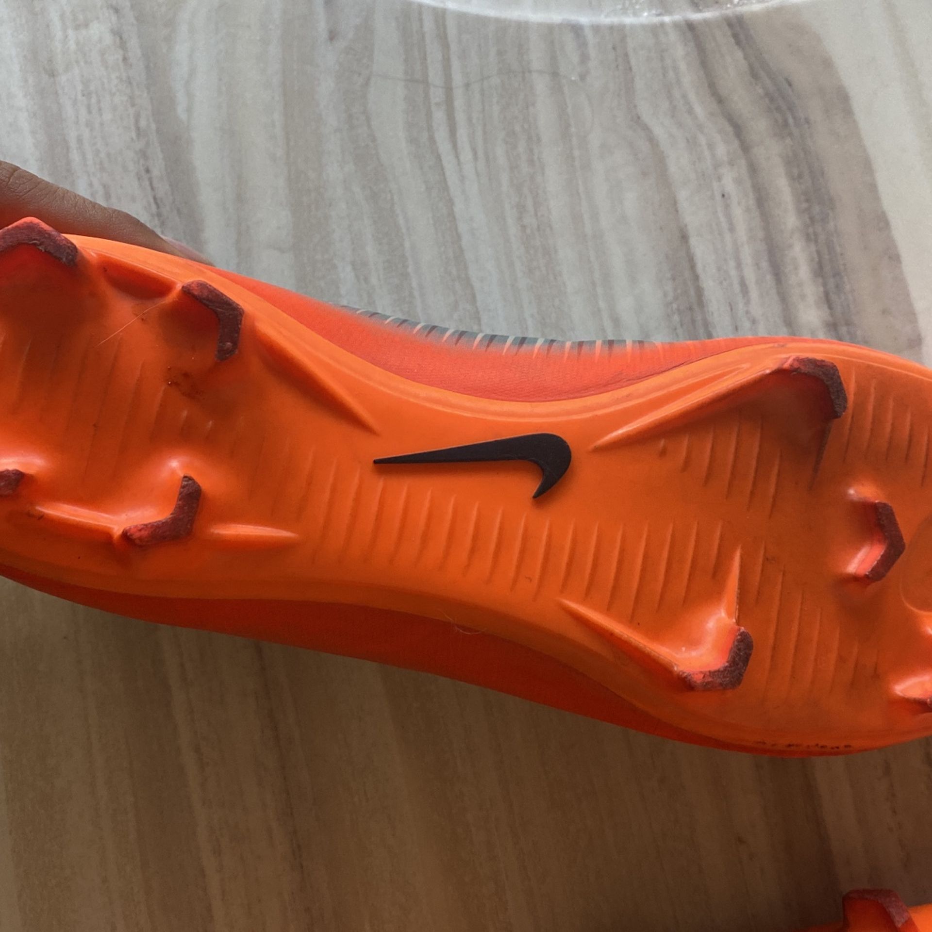 Nike Mercurial Vapor 13 Elite CR7 Safari FG Size:9 for Sale in San  Bernardino, CA - OfferUp