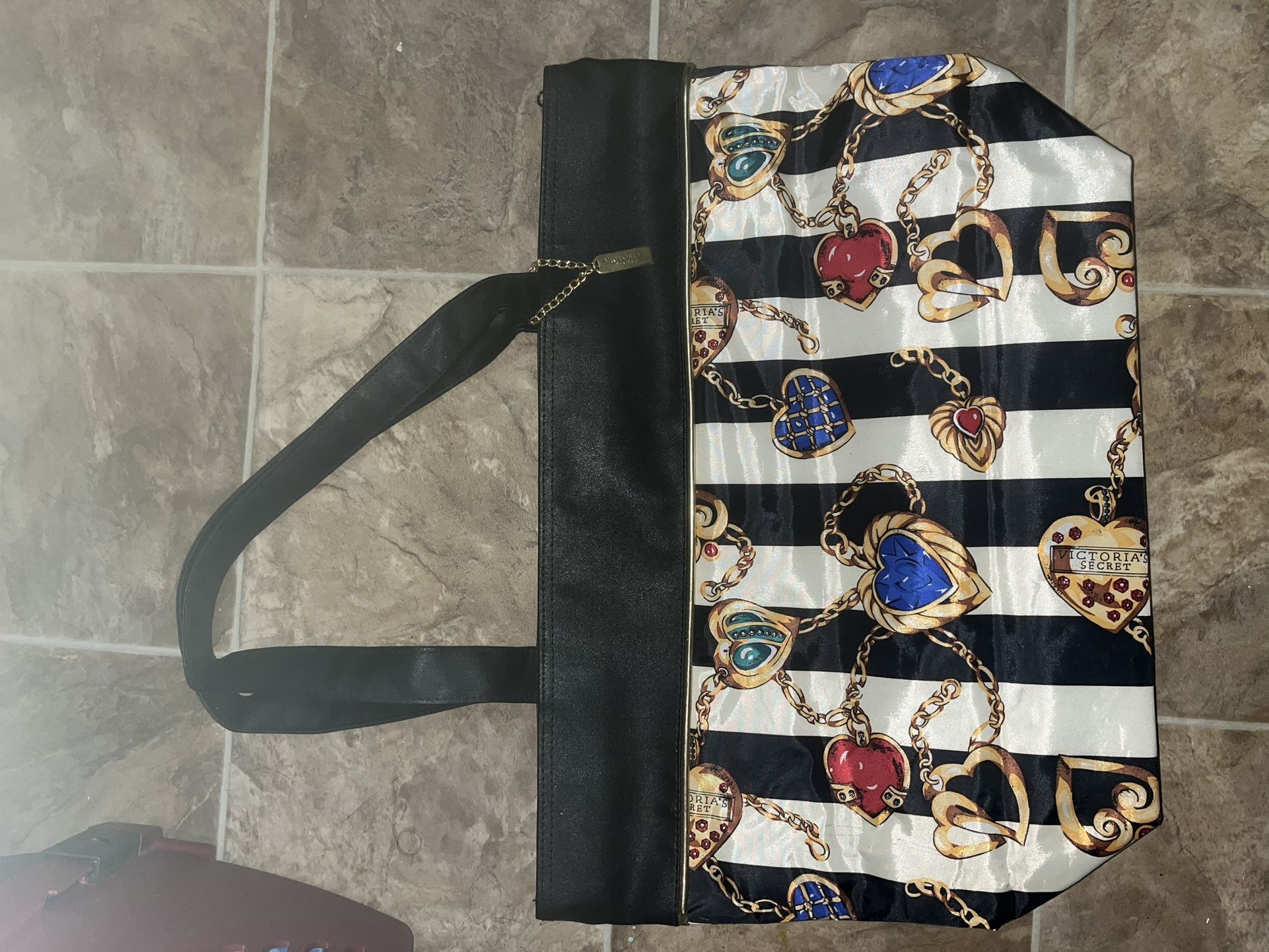 Rare Vintage 90’s Victoria’s Secret Heart Duffle