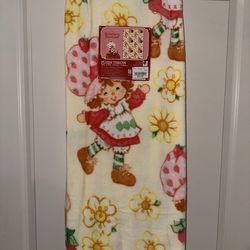 Strawberry Shortcake Sunflower Throw