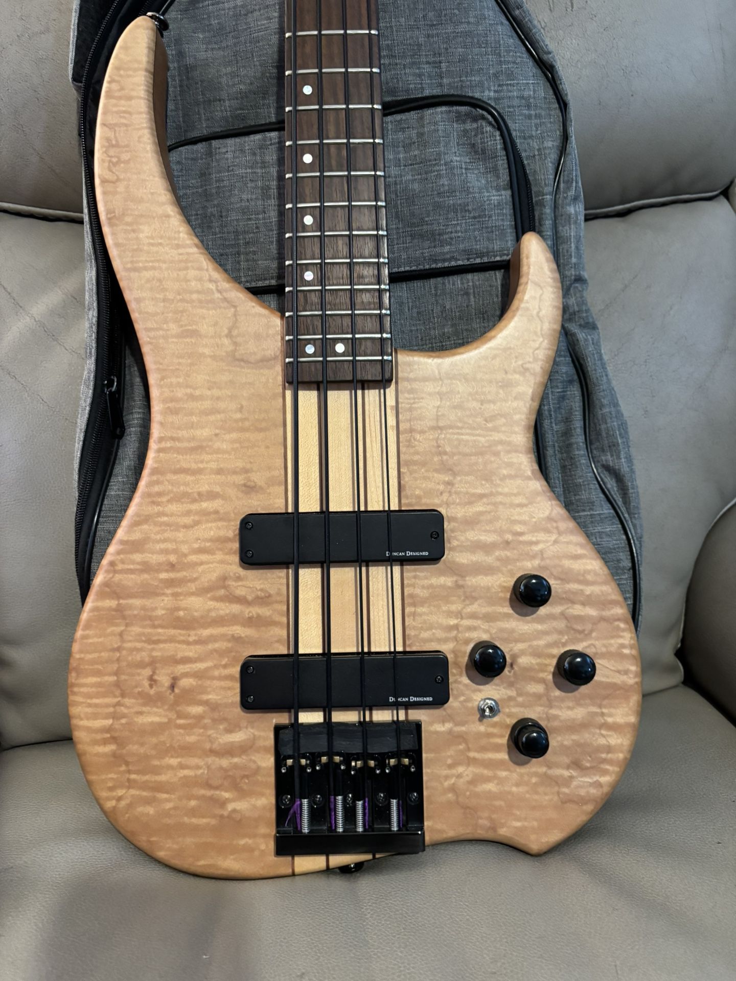 Samick Greg Bennett Design DB5 4 String Electric Bass Guitar
