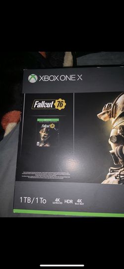 XBOX ONE X 1TB 300