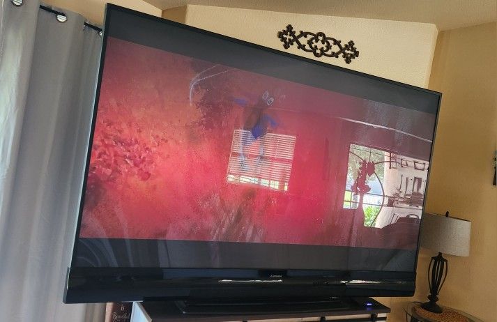 Mitsubishi TV 70-80"