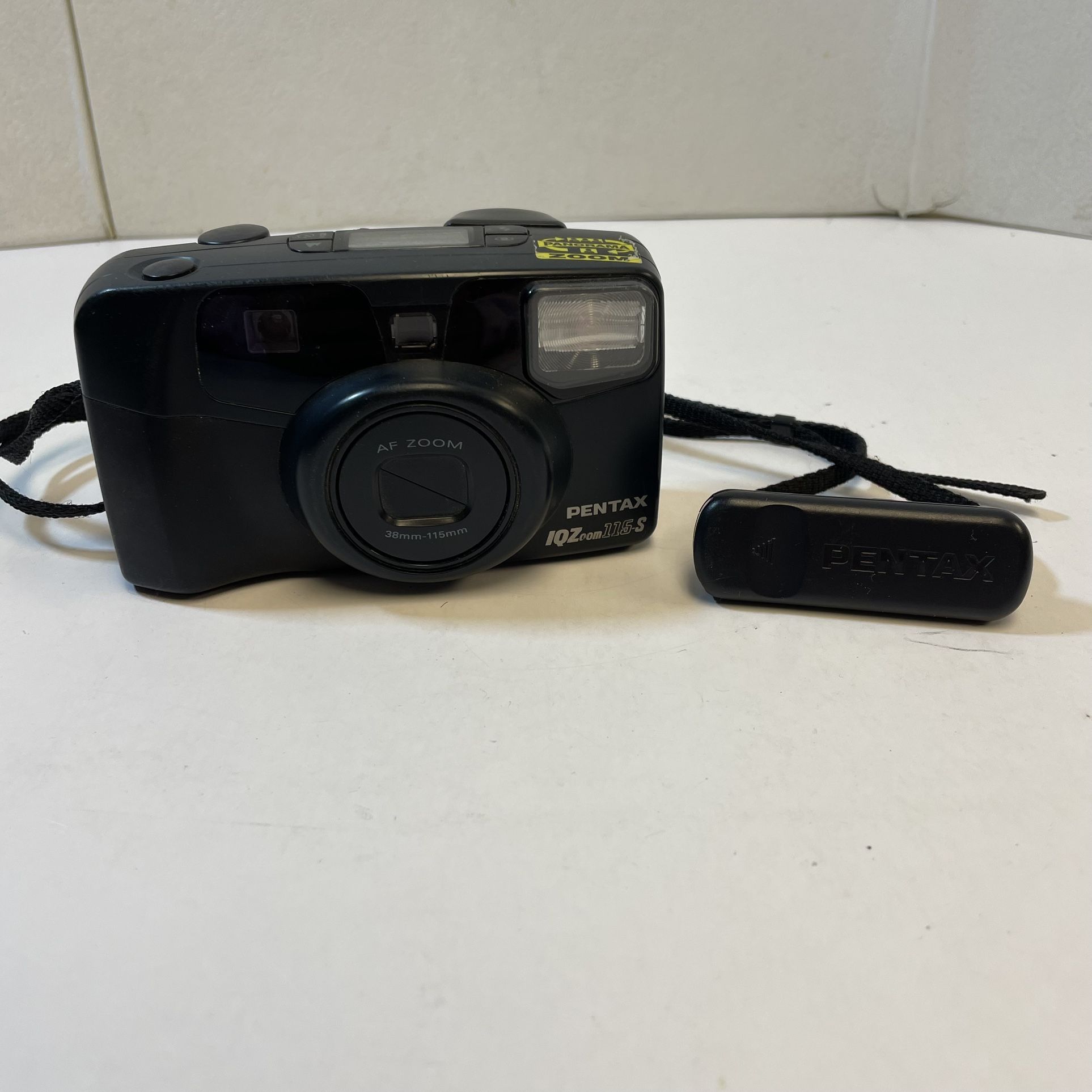 Pentax IQZoom 115-S 35mm Point And Shoot Camera Working