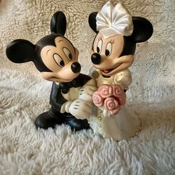 Vintage Disney Mickey and Minnie Mouse wedding cake topper