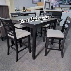 ✅️✅️5 pc wood counter height 42" square dining table set✅️