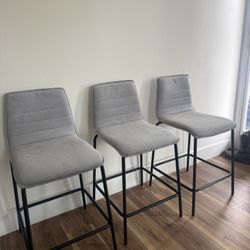 3 Bar Stools