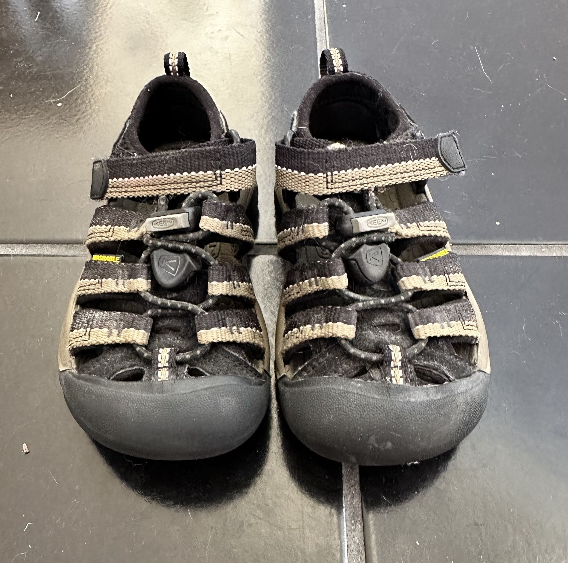 Keen Shoes Little Kid Size 8US/24EU