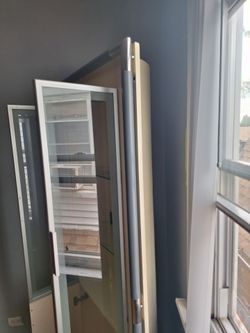 Corner glass cabinet