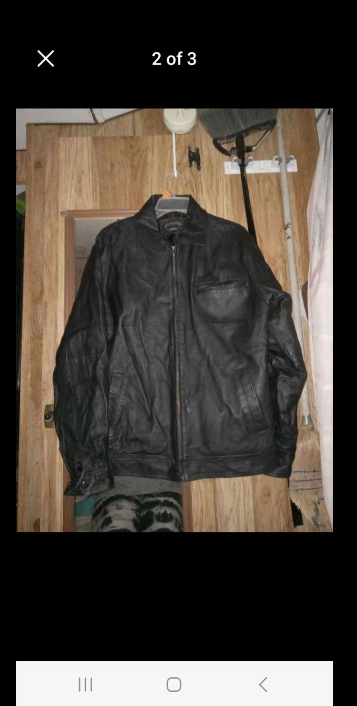 Shaver Lake Men Leather Jacket Size Med.